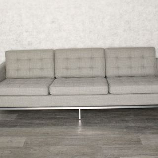 Polsterhof in Concepts Hamburg Galerie Sofas 01