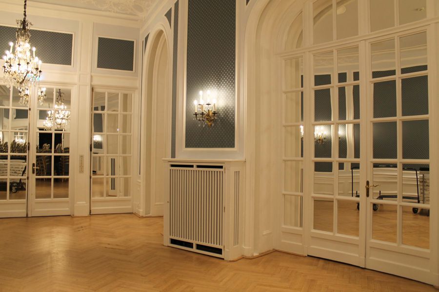 Polsterhof in Concepts Hamburg Referenzen Hotel Atlantic Hamburg 06